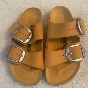 New without box big buckle Birkenstocks
